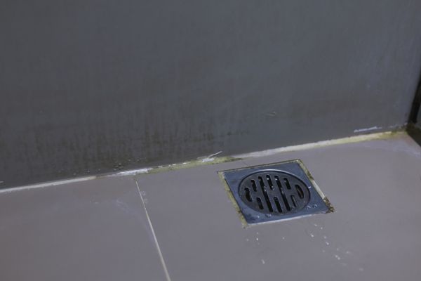 Bathroom Drain Installation in Olathe