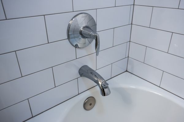 Tub Spout Replacement in Olathe